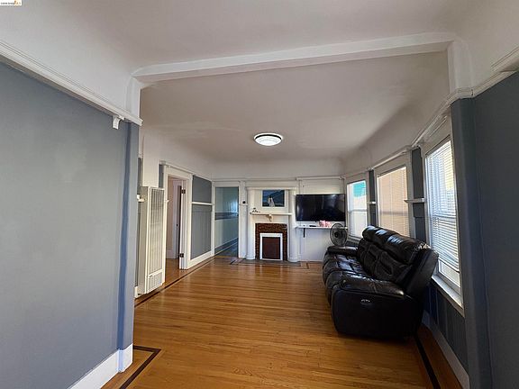 5th image of 2021 Mitchell St