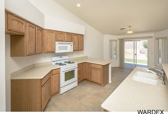 2nd image of 5508 S Club House Dr
