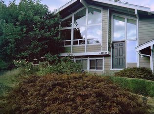 10526 158th Ave NE, Redmond, WA 98052
