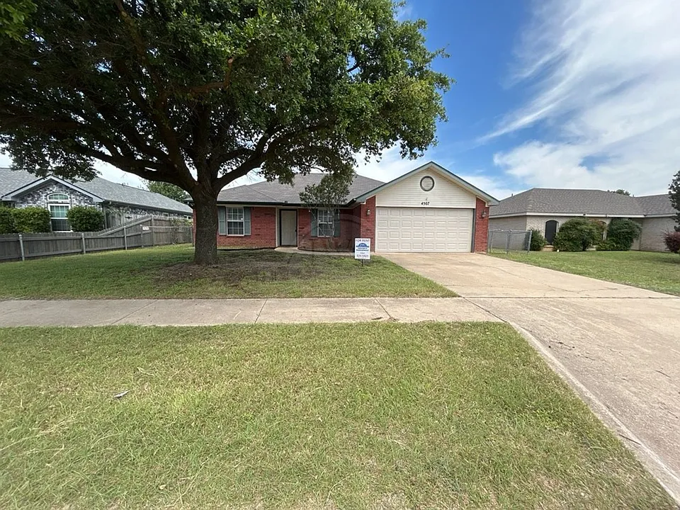 4507 Lonesome Dove Dr
