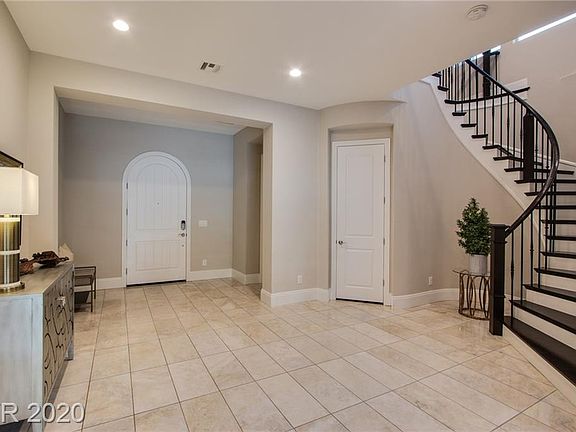 4th image of 379 Nola St