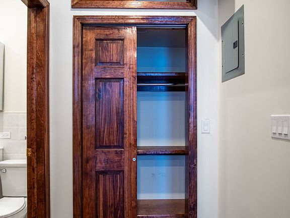 4th image of 349 W 46th St APT 1N