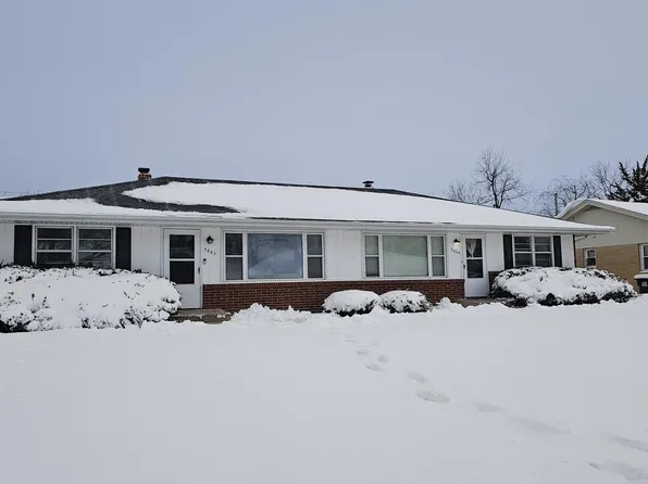 5864 Dafred Dr, Rockford, IL 61107