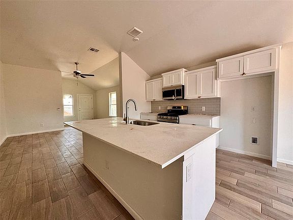 4th image of 9205 SW 45th Ter
