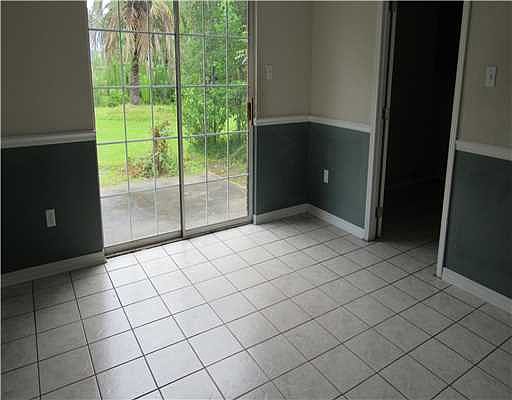 4th image of 15114 Loveless Dr