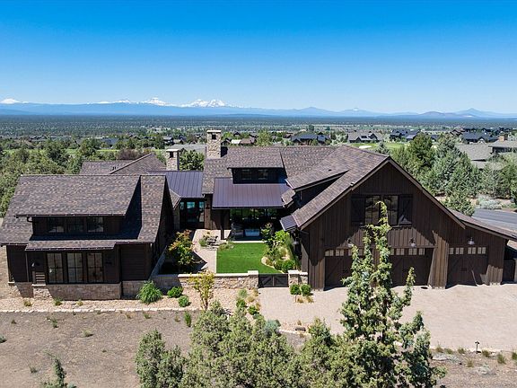 2nd image of 16215 SW Vaqueros Way