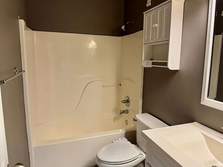 5104 Deerfield Dr — Photo 13