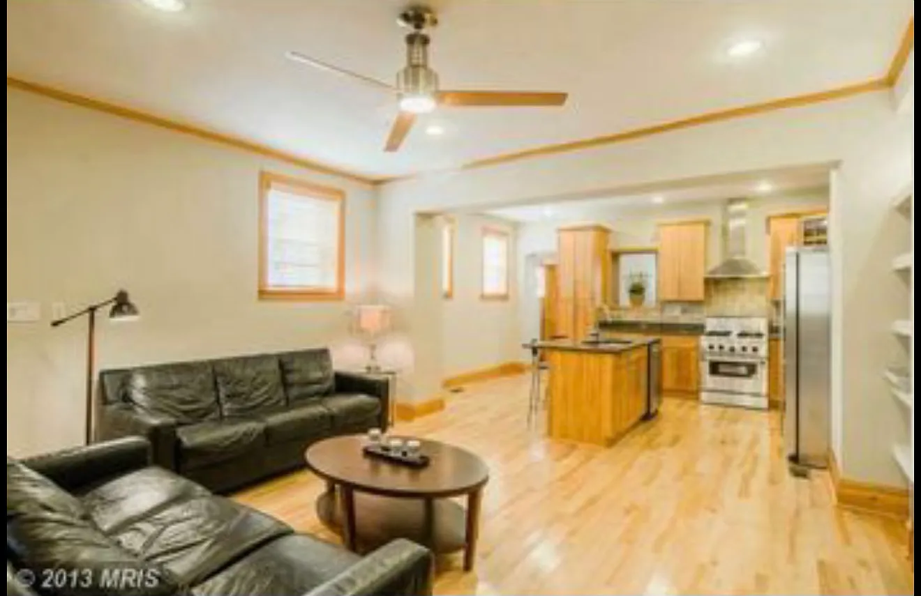 3 bed, 2860 sqft, $1,092 — Photo 3