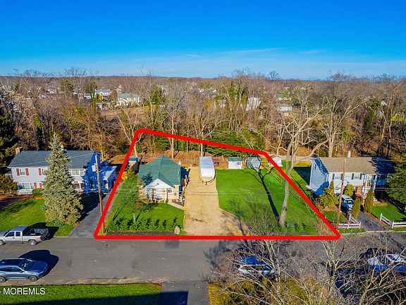 2nd image of 1114 Wildwood Ave
