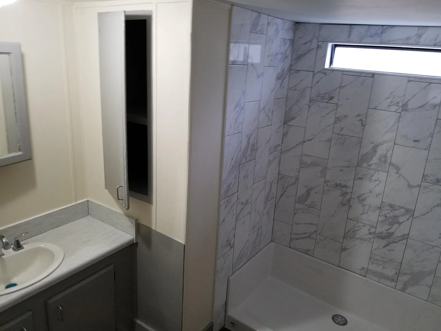 2 bed, 728 sqft, $1,100 — Photo 3
