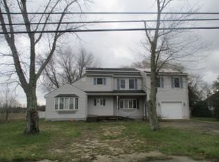 1021 N 3rd St, Hammonton, NJ 08037