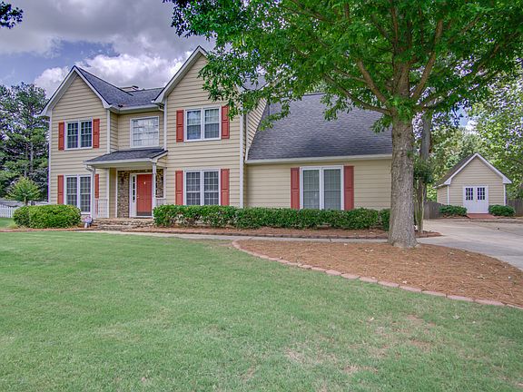 2nd image of 1598 Fair Oaks Ln