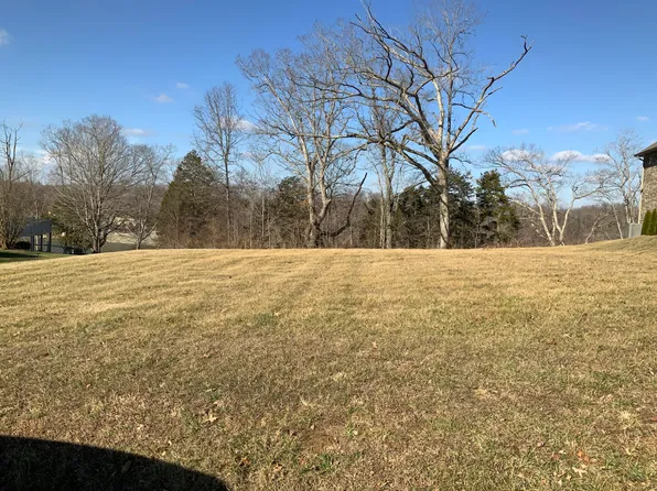 204 Enchanted Dr, Somerset, KY 42503