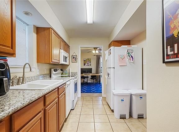 5th image of 6218 Colbert St #6218