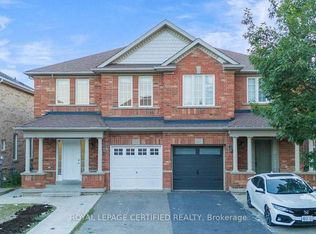 42 Trumpet Valley Blvd, Brampton, ON L7A 3N8