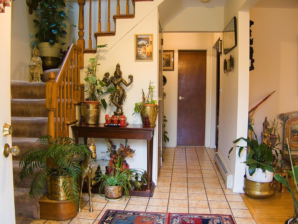 2nd image of 1419 Pine Brook Ct
