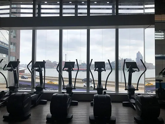 Rented by Gulia Wang, LREB | media 83