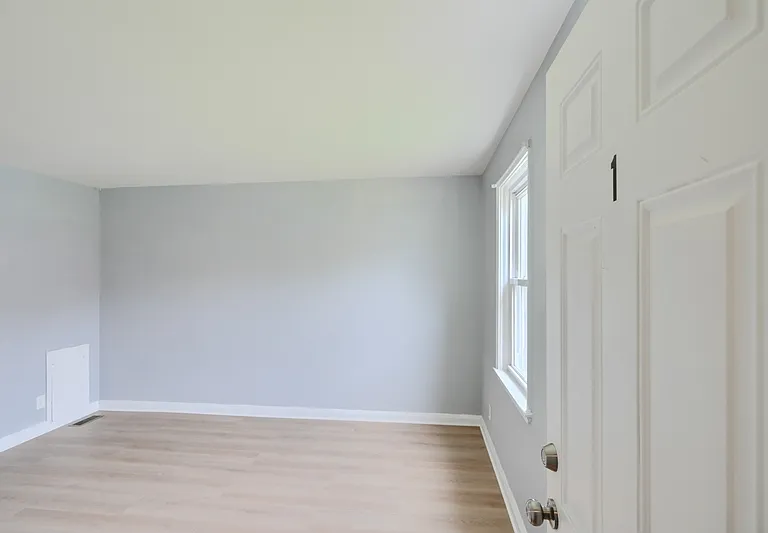 2976 Cornwall Rd #1 — Photo 3