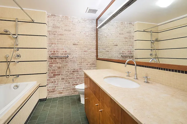 Rented by Compass | media 14