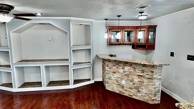 1706 Emerald Ave — Photo 21