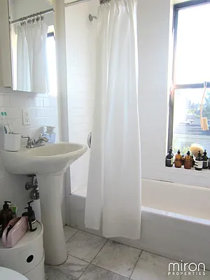 Rented by Miron Properties | media 29