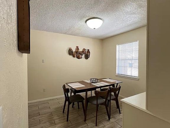 5th image of 4867 Cuartel Ln #B