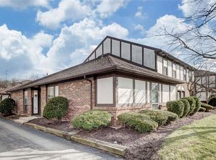 5600 Cobblegate Dr, Dayton, OH 45449