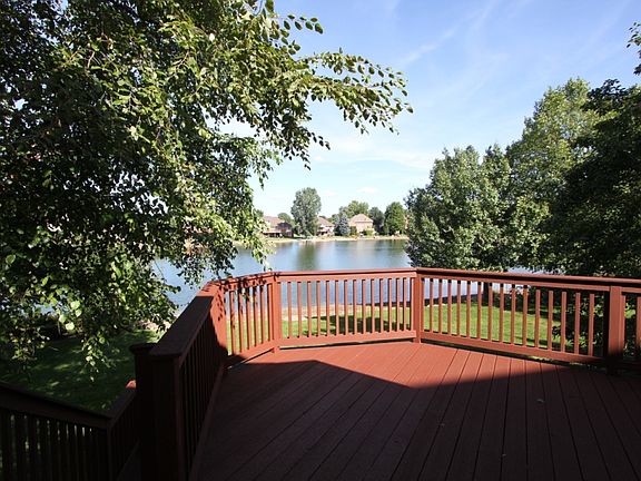 3rd image of 48652 Red Oak Dr