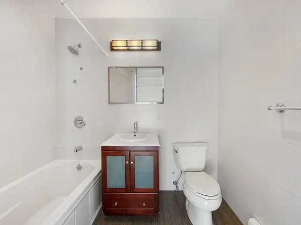 562 Court Street image 5 of 15