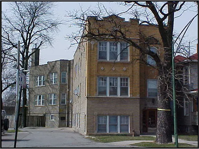 4812 N Kilpatrick Ave — Photo 2