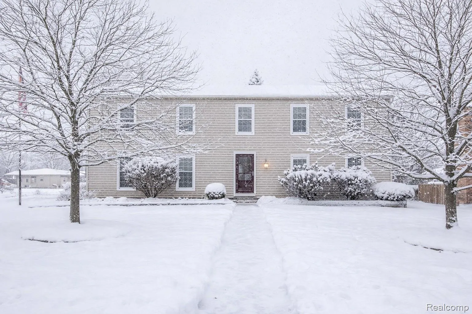 1145 E Fairview Ln photo 1