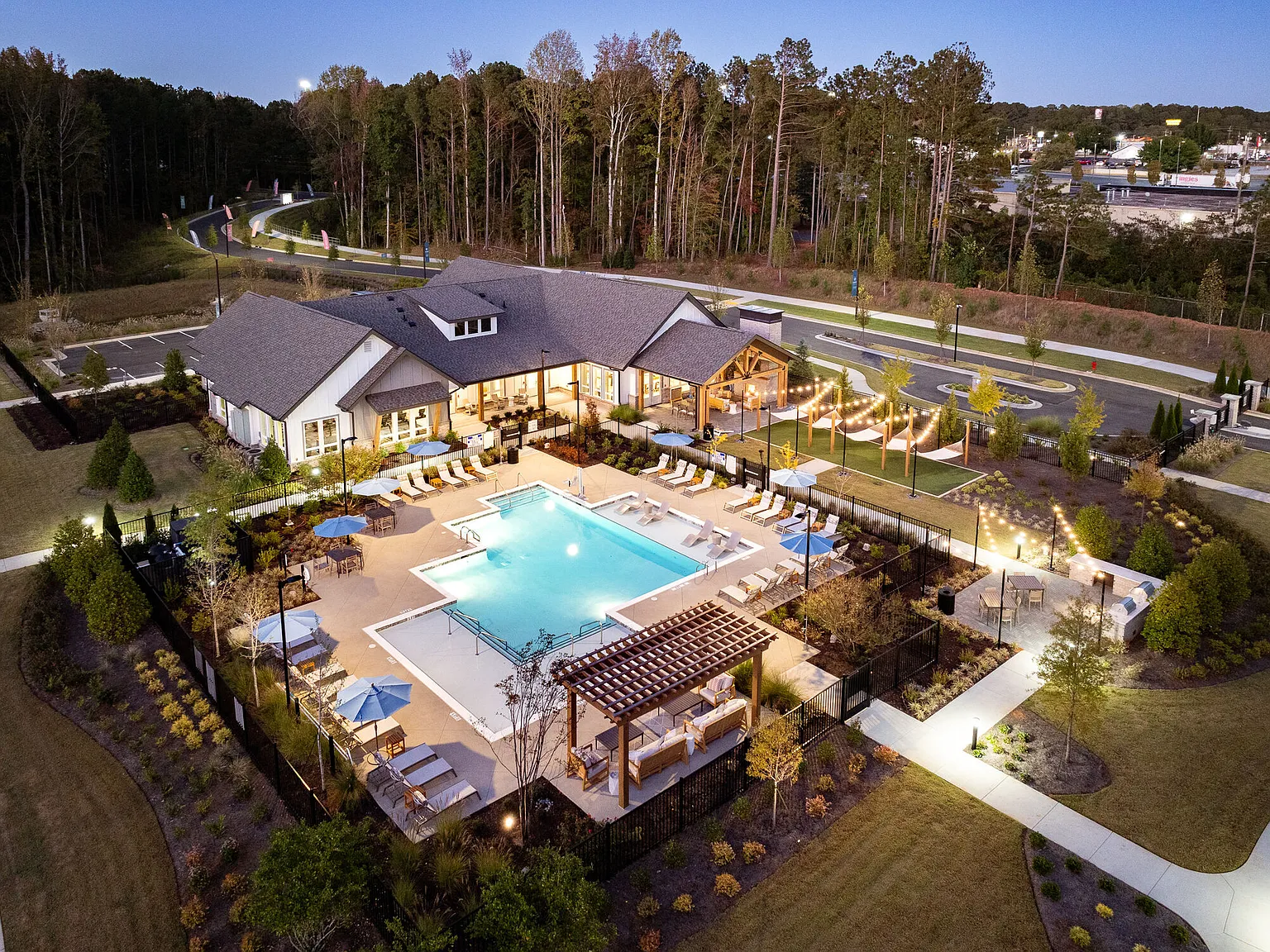 RENDER Turner Lake by Crescent Communities — Photo 1