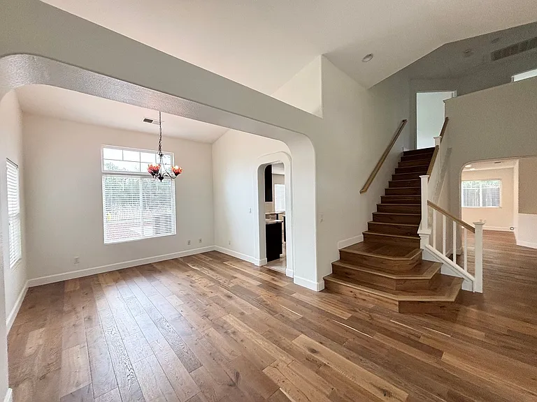 979 Seabough Ct — Photo 5