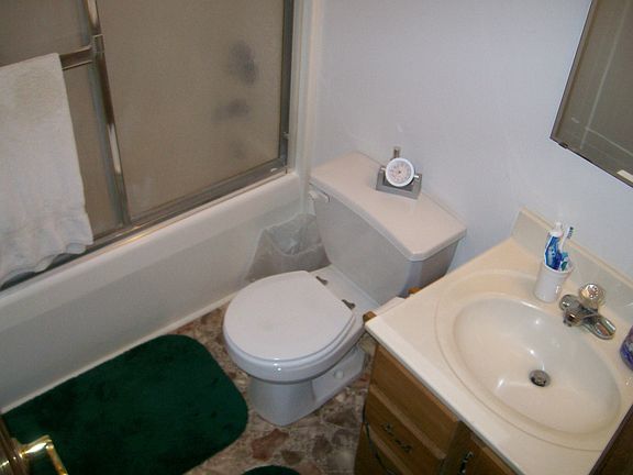 5th image of 422 Forest Dr