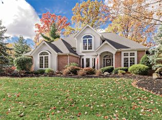 7320 Hunters Trl, Concord Township, OH 44077