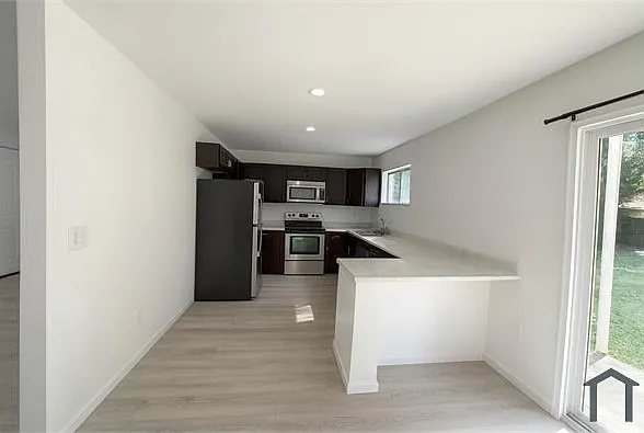 2405 Mastin Lake Rd NW — Photo 8