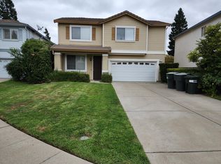 2321 Robalo Ct, Gold River, CA 95670