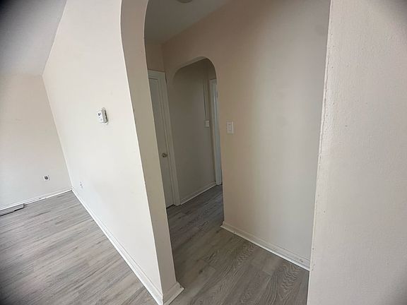 3rd image of 8111 Castor Ave APT 4