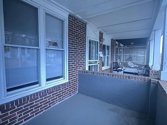 2nd image of 3016 Chelsea Ter