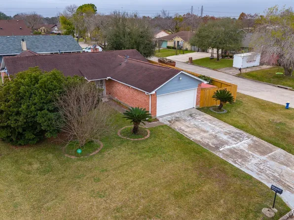 11603 Olivewood Dr, Houston, TX 77089