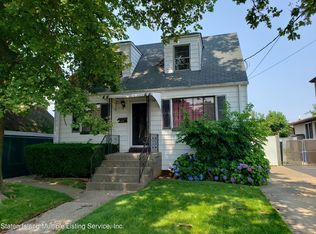 189 Adams Ave, Staten Island, NY 10306