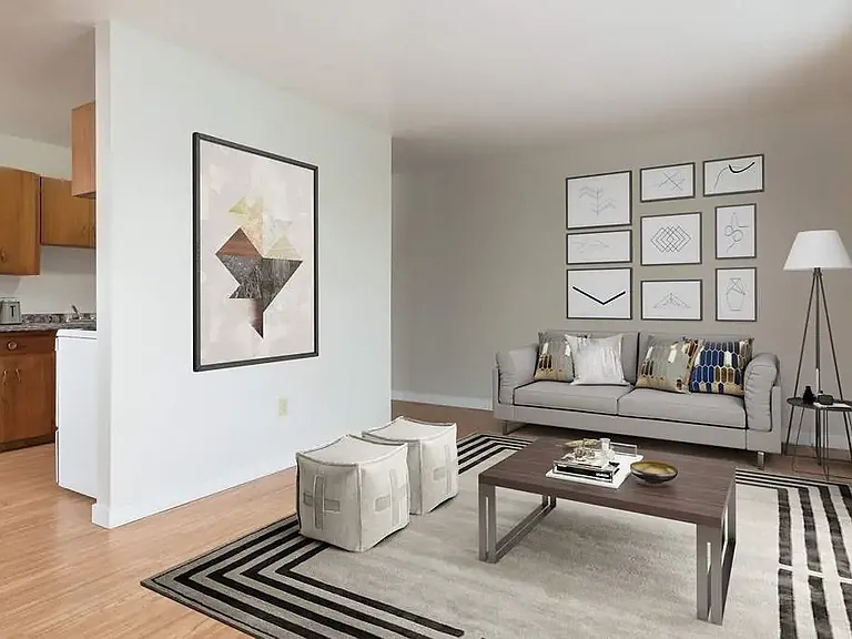 535 Belfast St SE — Photo 3