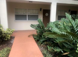 555 3rd St N APT 4, Saint Petersburg, FL 33701