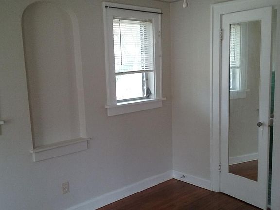 5th image of 1702 N O St