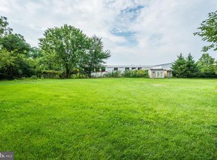 1937 Brady Ave, Halethorpe, MD 21227