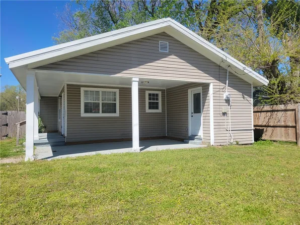 1138 W Elm St, Westville, OK 74965