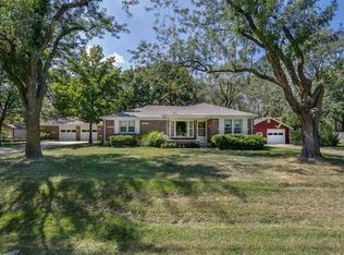 2133 S Greenwich Rd, Wichita, KS 67207