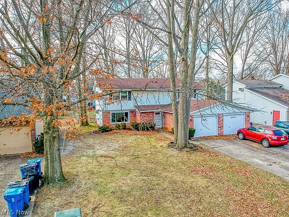 2nd image of 4608 Ashland Ave #4610