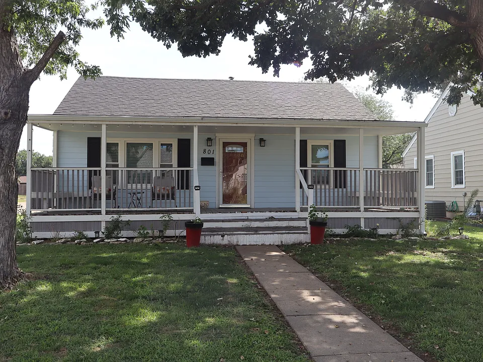 801 Sherman St