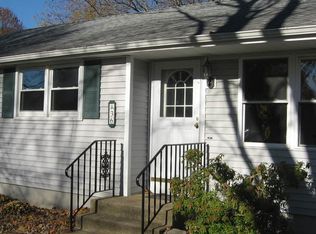 36 Driscoll Dr, Uncasville, CT 06382